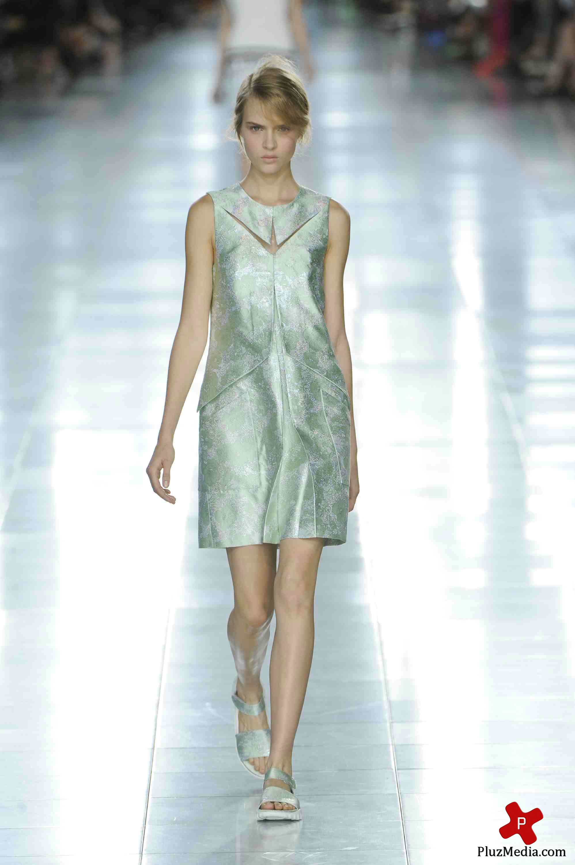 London Fashion Week Spring Summer 2012 - Christopher Kane - Catwalk | Picture 82687